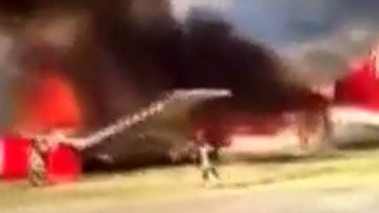 प्लेन में लगी आग