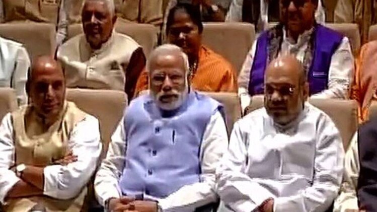 10 मिनट 50 खबरें