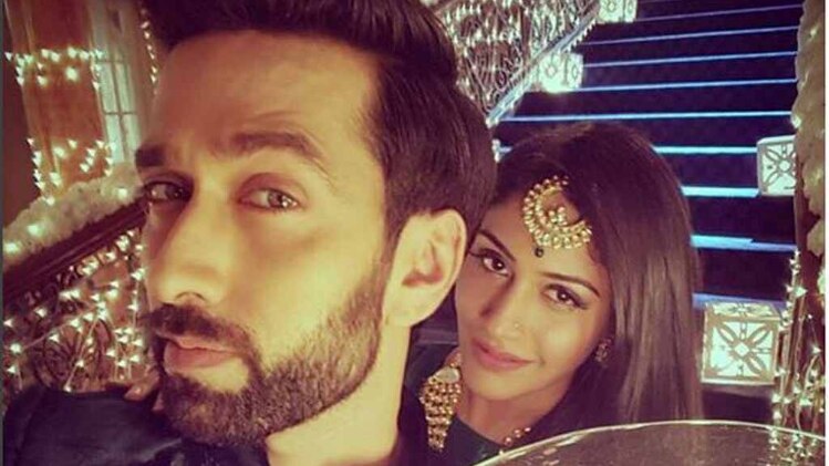 शिवाय का घर छोड़ चली अनिका