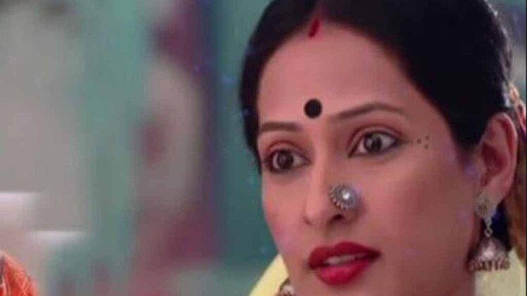 धरम के प्यार में पागल हुई भवानी