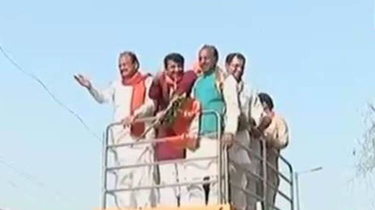 दिल्ली में बीजेपी ने शुरू किया विकास रथ