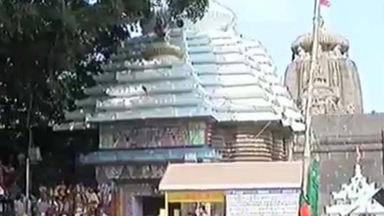 लिंग राज मंदिर में पीएम मोदी ने की शिव साधना