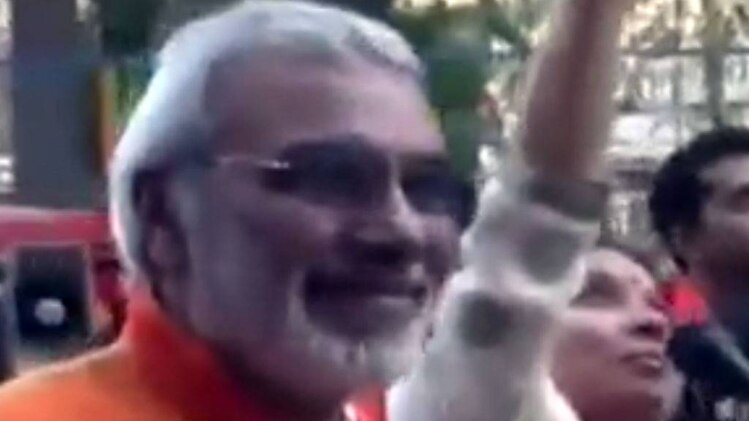 पीएम मोदी का हमशक्ल