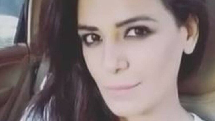 मोना सिंह