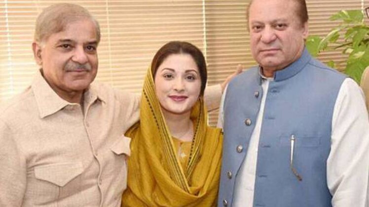 शतक आजतक