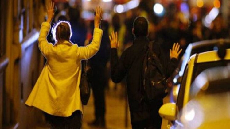 पेरिस में आतंकी हमला