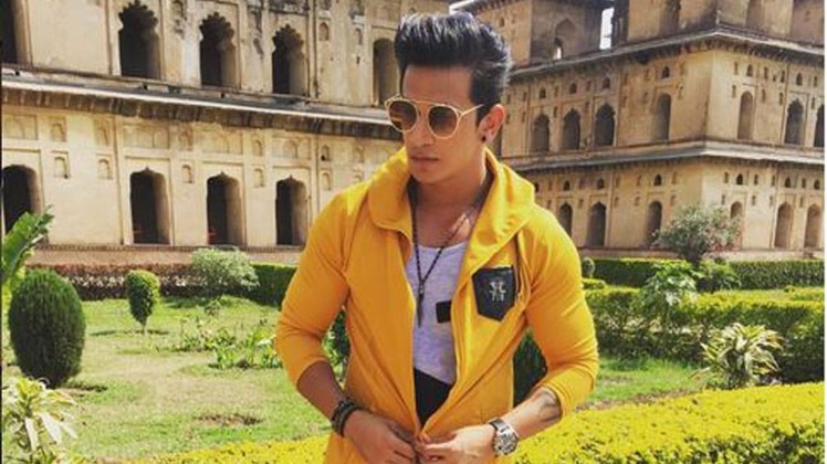 सास बहू और बेटियां संग टीवी सितारों ने की हनुमान जी की पूजा