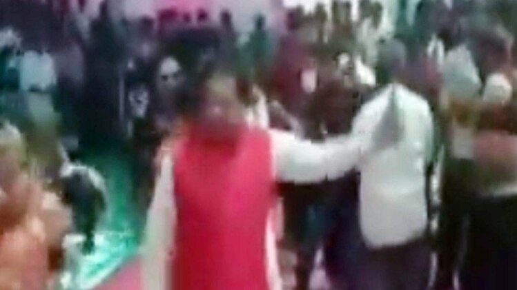 तलवार डांस