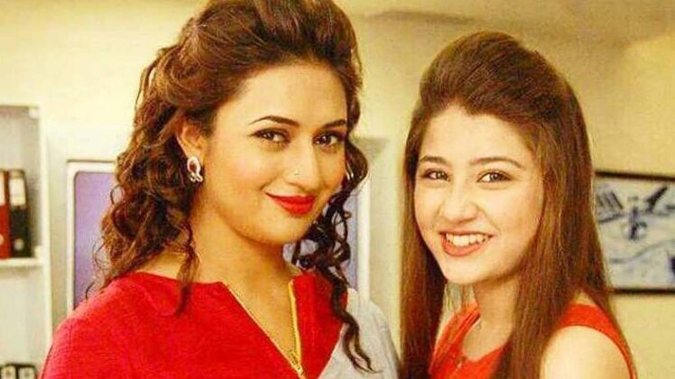 इशिता और रूही