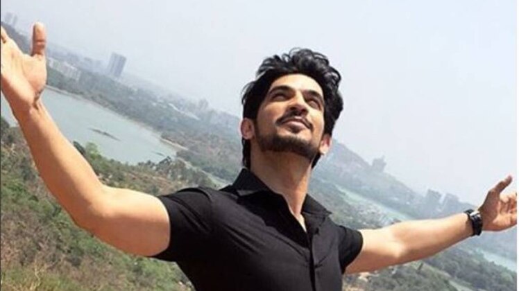 अर्जुन बिजलानी का बदला रूप, करेंगे इस शो को होस्ट