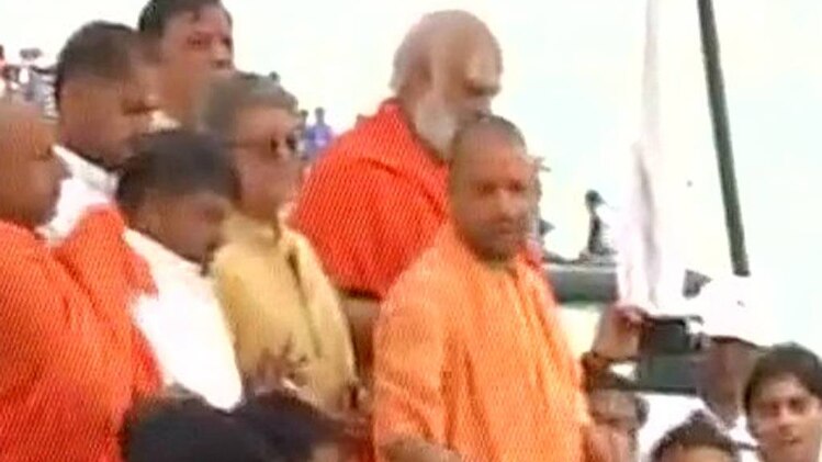 योगी आदित्यनाथ