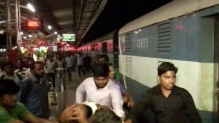 10 मिनट में देखिए 50 खबरें