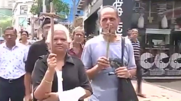 मुंबई में ईसाई समुदाय का मौन प्रदर्शन