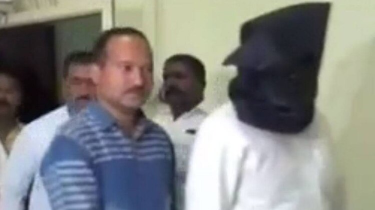 नकल का कारोबार