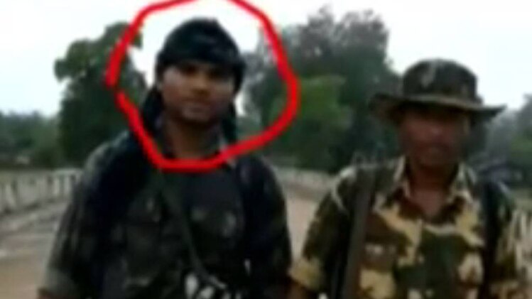 10 नक्सली गिरफ्तार