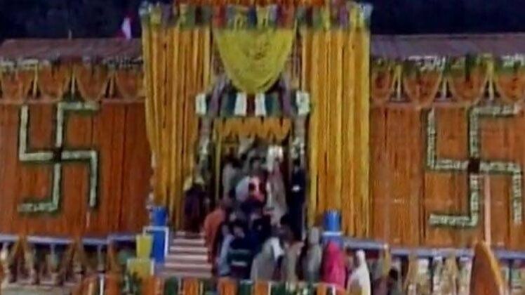 नॉनस्टॉप 100: बद्रीनाथ के खुले कपाट