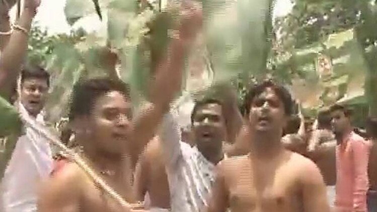 आरजेडी और बीजेपी कार्यकर्ता भिड़े