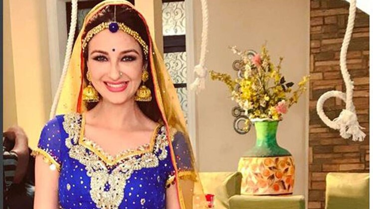 सास बहू और बेटियां के शानदार शनिवार में देखें टीवी की खबरें