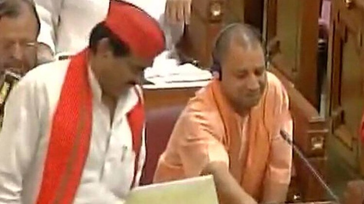 योगी आदित्यनाथ