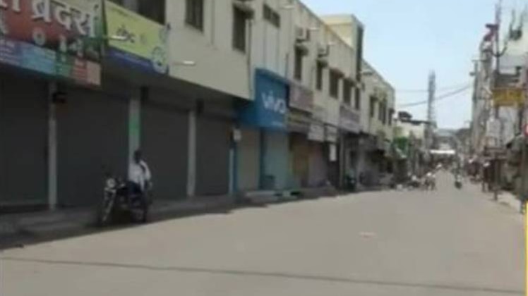 एक साथ देखिए 100 बड़ी खबरें