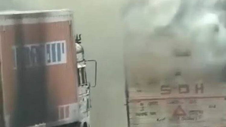 एक साथ देखिए 100 बड़ी खबरें