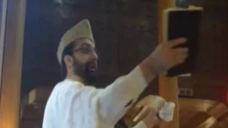 बड़ी खबरें: डीएसपी की हत्या के बाद जांच के घेरे में मीरवायज