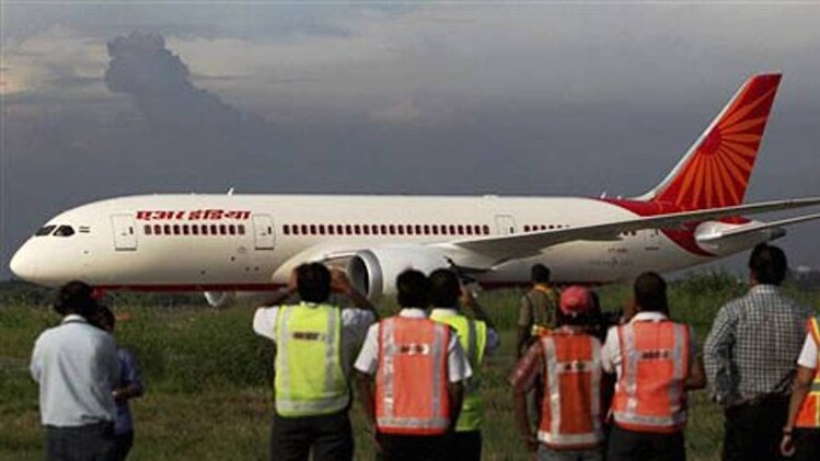 भारी कर्ज के बाद एयर इंडिया बिकेगी...