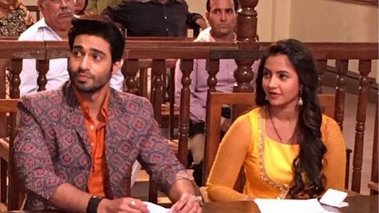 सायंतनी घोष