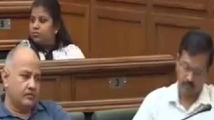 दिल्ली में GST बिल पास