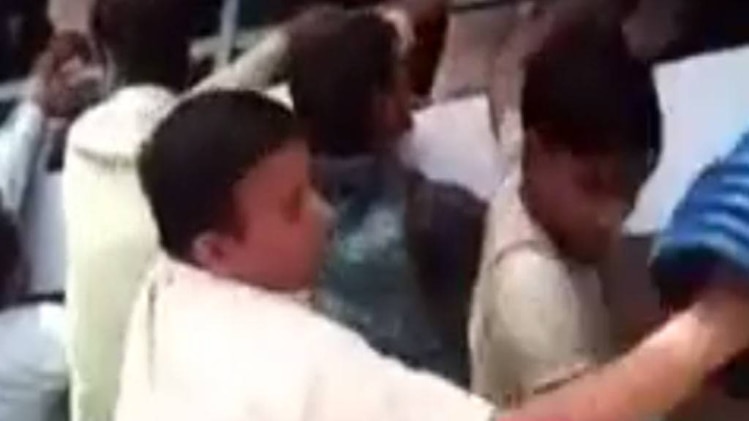 कूड़ेदान की लूट