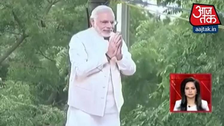 गुजरात दौरे पर पीएम मोदी