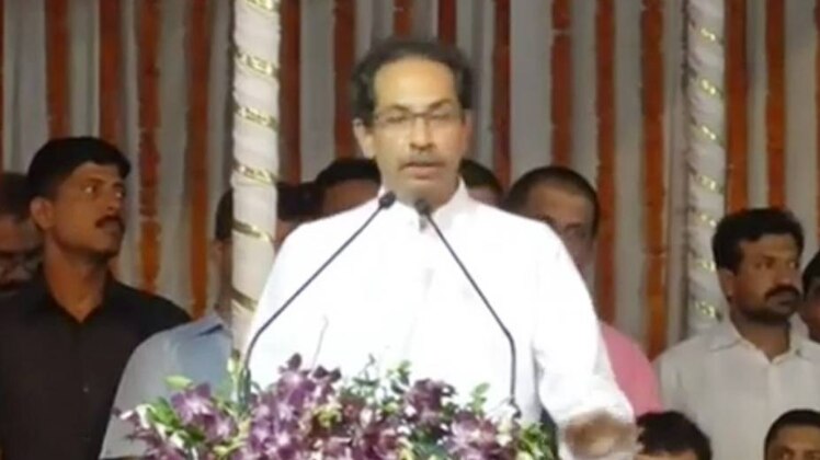 12 साल बाद एक मंच पर उद्धव, राणे