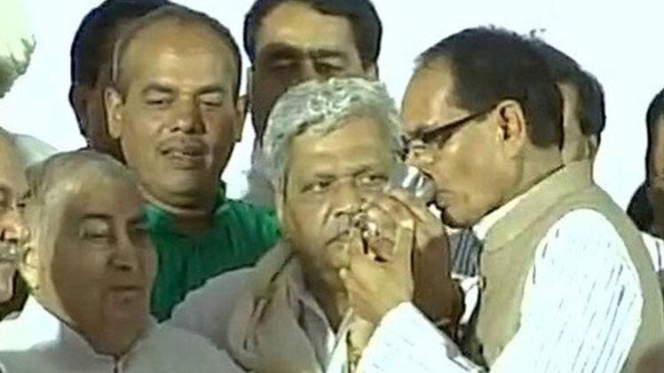 28 घंटे बाद शिवराज चौहान का उपवास खत्म