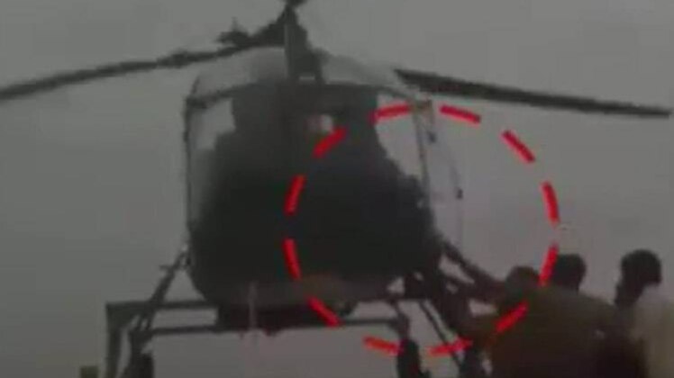 बड़ी खबरें: बनासकांठा में हेलिकॉप्टर से मरीज को किया रेस्क्यू