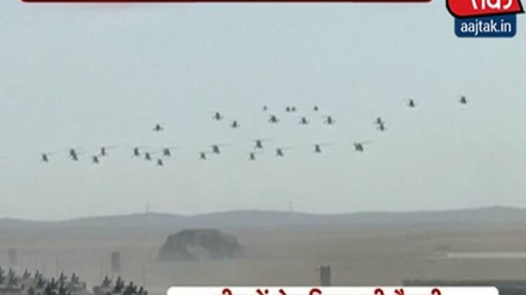 चीनी सेना की परेड