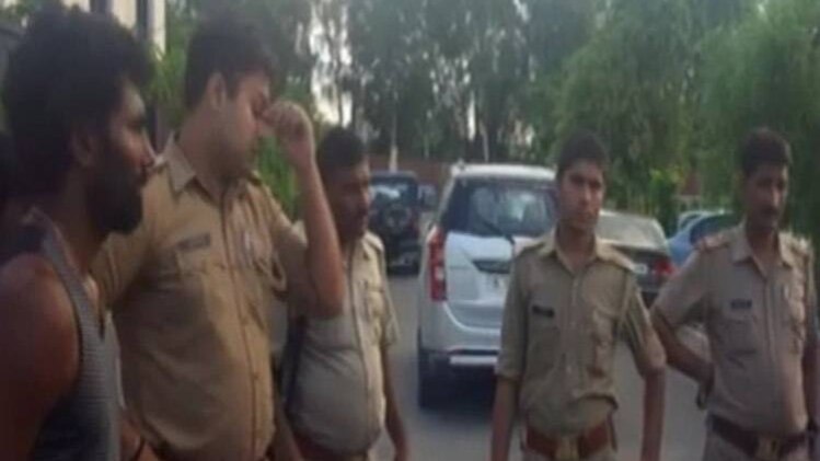 क्राइम न्यूज: क्रिकेटर परमिंदर अवाना के साथ हुई मारपीट