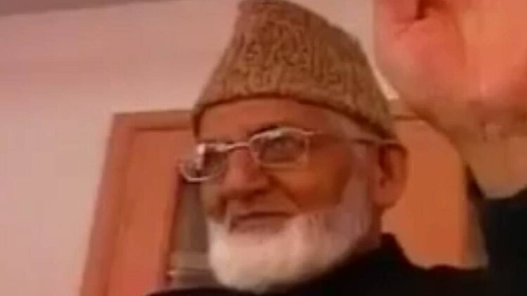 अलगावादी नेताओं पर  कसता शिकंजा