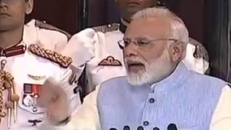 प्रधानमंत्री नरेंद्र मोदी