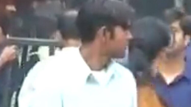 मैं भाग्य हूं