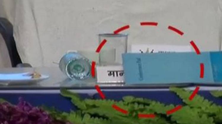 नहीं शामिल हुए तेजस्वी यादव