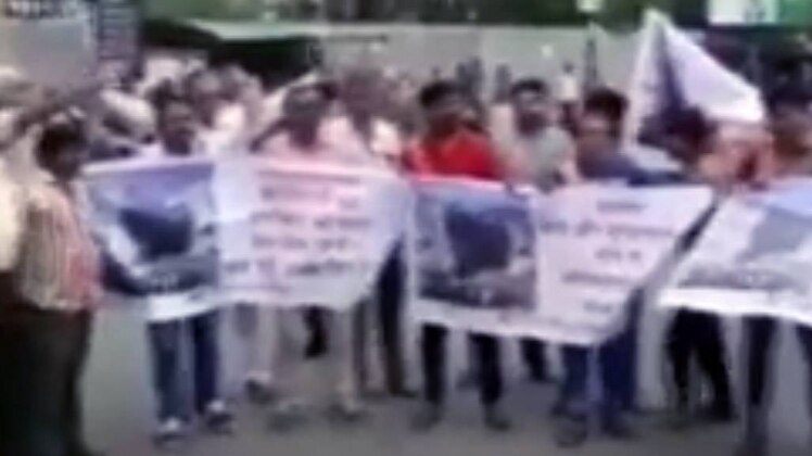 देश भर में गुस्सा