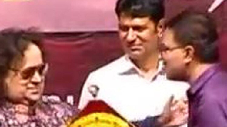 रॉकिंग-शॉकिंग खबरें