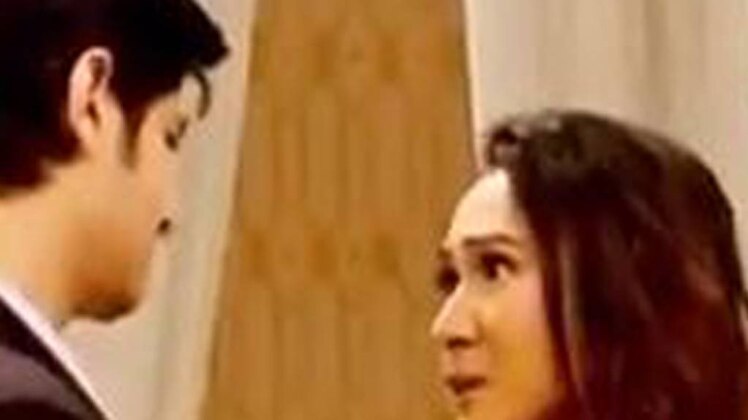 सास बहू और बेटियां