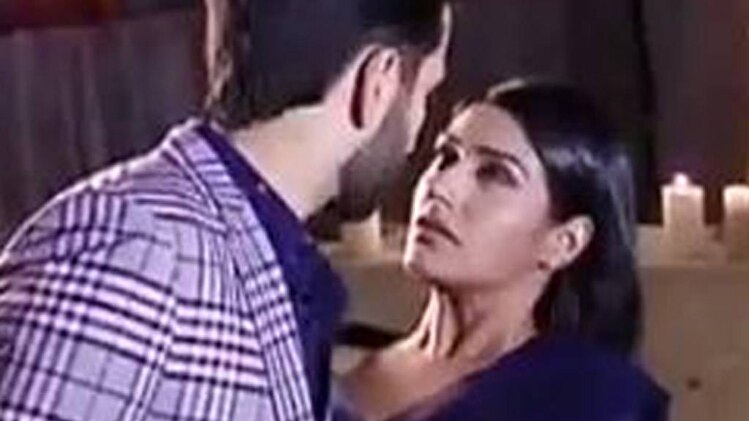 सास बहू और बेटियां