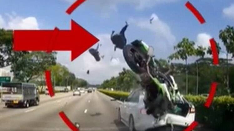 सिंगापुर में दिल दहलाने वाला एक्सीडेंट सोशल मीडिया पर वायरल