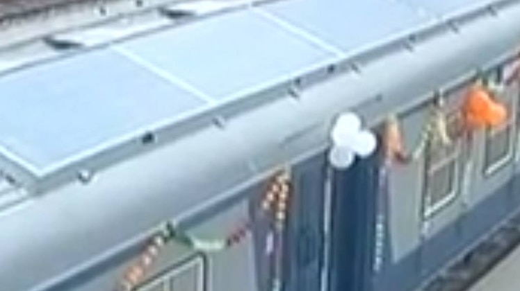 सोलर ट्रेन