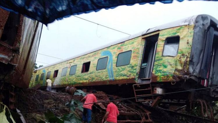 ट्रेन हादसा
