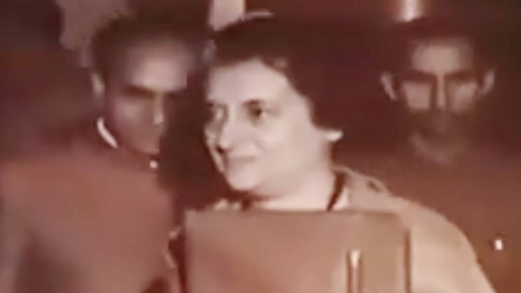 इंदिरा गांधी