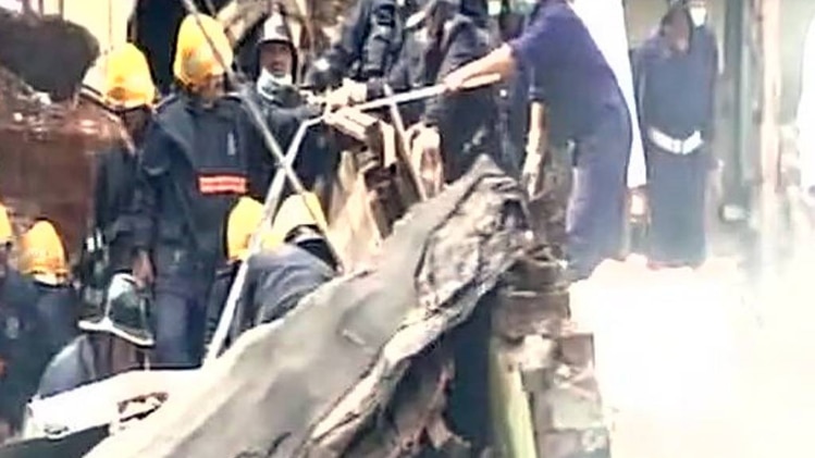 10 मिनट 50 खबरें