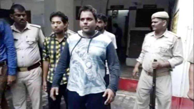 थाने में चोर का डांस वायरल